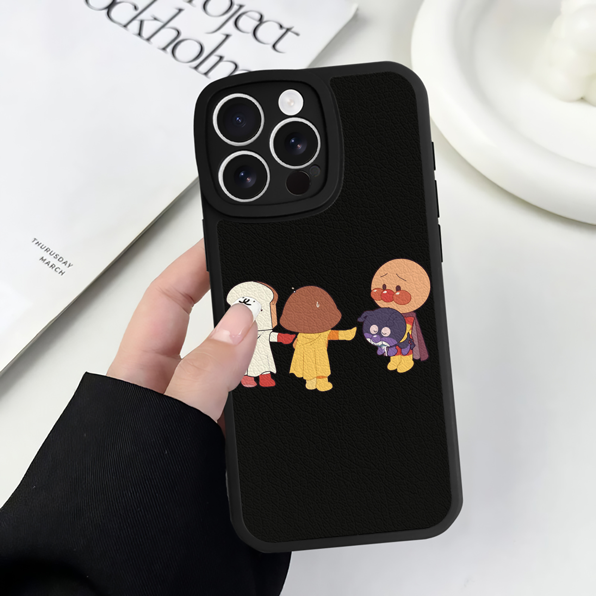 （画像用） アンパンマン Anpanman 【iPhone 16シリーズ対応】シリコンスマホケース（レザー調） 材質：シリコン